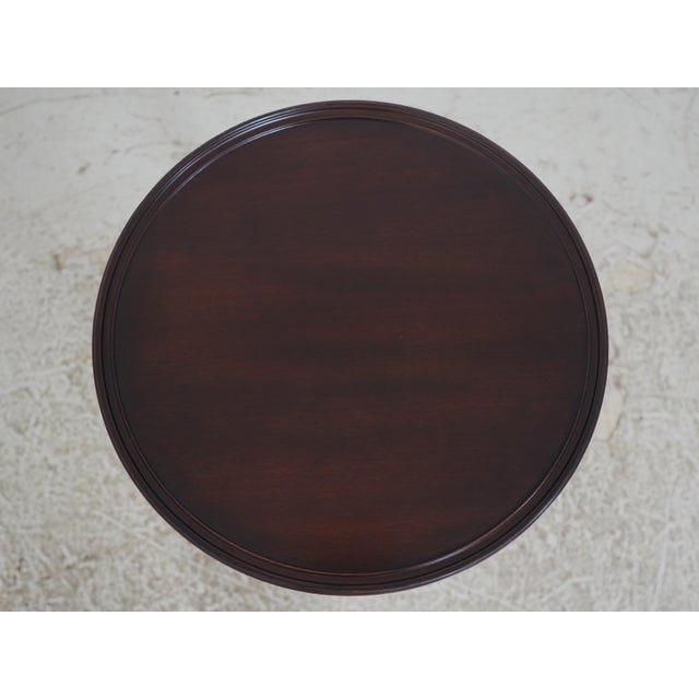 Kittinger 1980s Pair Kittinger Wa-1010 Colonial Williamsburg Pedestal Tables For Sale - Image 4 of 14