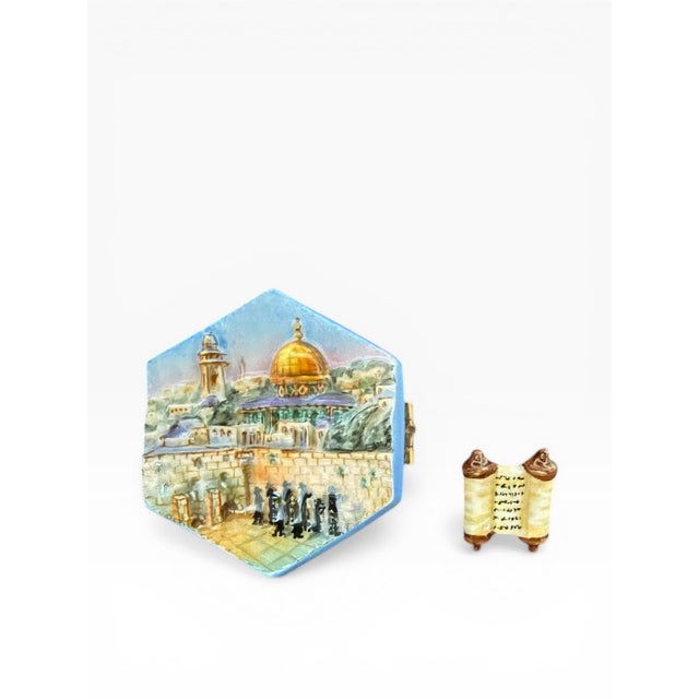 Traditional Late 20th Century Hand-Painted Limoges Porcelain Jerusalem Box – Dome of the Rock Scene With Torah Scroll Interior, Artist Proof For Sale - Image 3 of 6