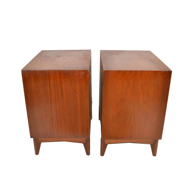 Wood American Classic Wood Brass Night Stand Bedside Tables Mid-Century Modern - Pair For Sale - Image 7 of 11
