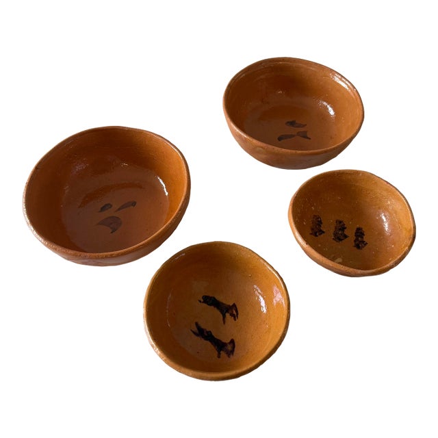 Set of 4 Vintage Mexican Pottery Clay Bowls For Sale