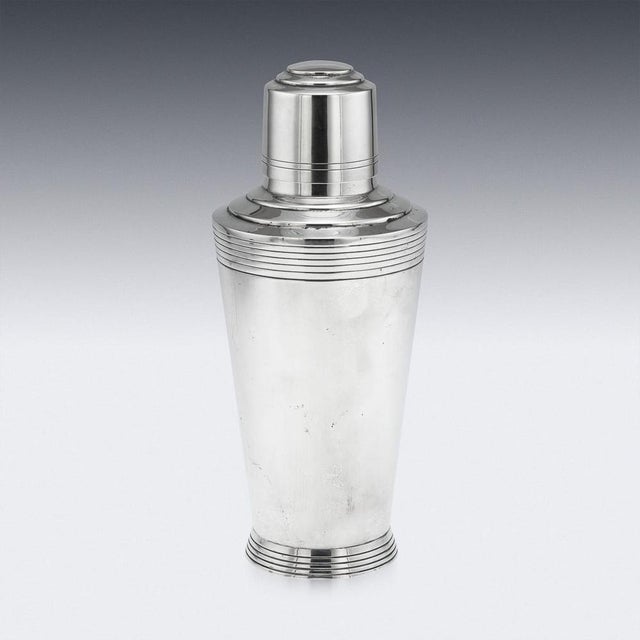 20th Century English Silver Cocktail Shaker by Mappin & Webb, Sheffield, 1932 For Sale - Image 3 of 13