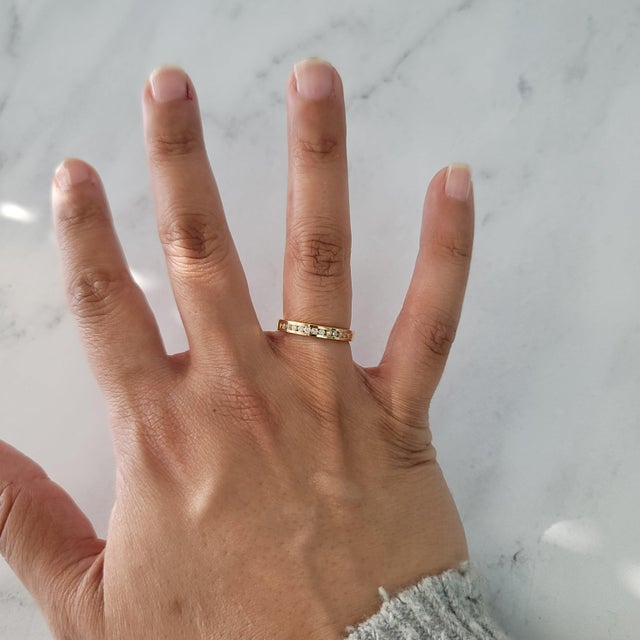 ♥ Ring Summary ♥ Main Stone: Diamond Approx. Carat Weight: .33cttw Diamond Clarity: SI2 Diamond Color: I/J Band Material:...