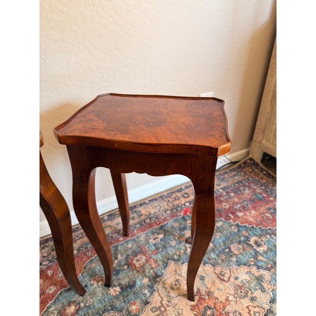 Chestnut Pair of Vintage Italian Burl Wood End Tables | Made in Italy Rococo Style Accent Tables For Sale - Image 8 of 12