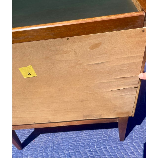 Mid 20th Century American of Martinsville Walnut Nightstands/End Tables MCM, Pair For Sale - Image 14 of 18
