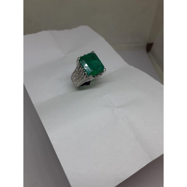 Natural Zambian Emerald 9.75 Carats and 2.10 Carats Di 2amonds in 14K Gold, Size 6 For Sale - Image 4 of 6