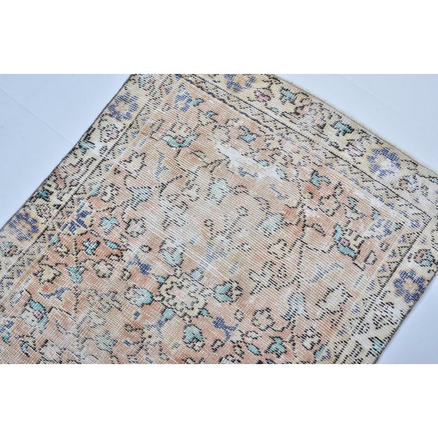 Geometric Vintage Apricot Colour Rug For Sale - Image 9 of 9