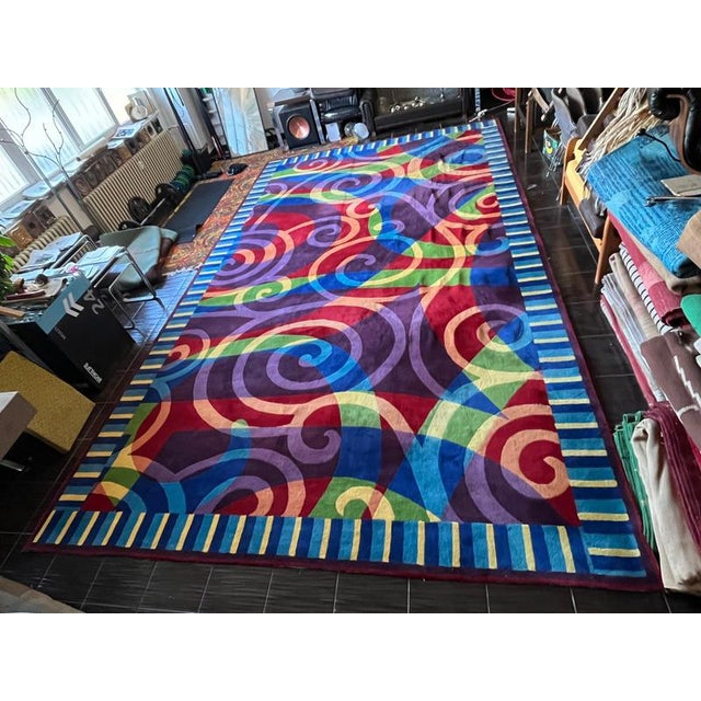 Large Abstract Wool Rug for Hilton Hotel, 1980s For Sale - Image 4 of 9