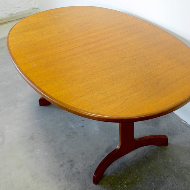 G-Plan "Fresco" Teak Oval Pedestal Base Dining Table With Butterfly Leaf For Sale - Image 9 of 15