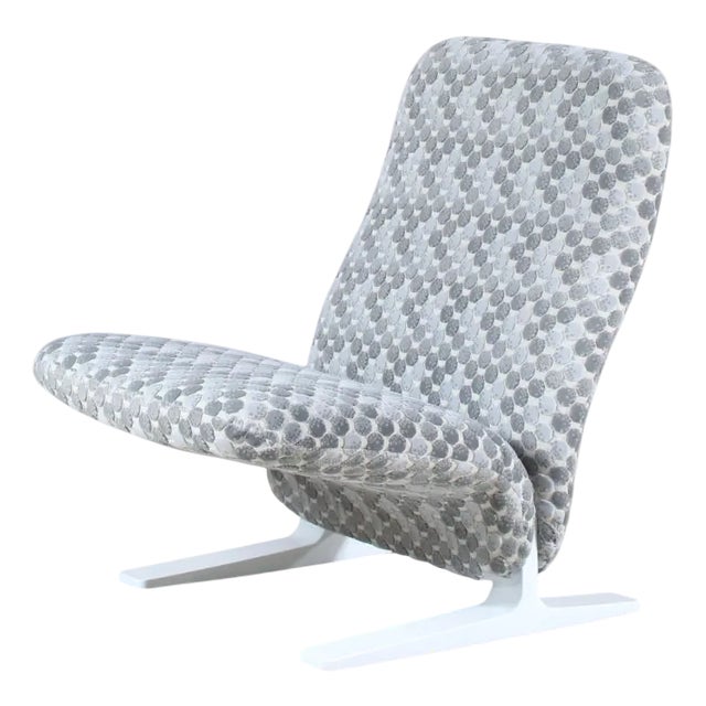 Vintage Dutch Concorde Lowback Chair by Pierre Paulin for Artifort, 1970s For Sale