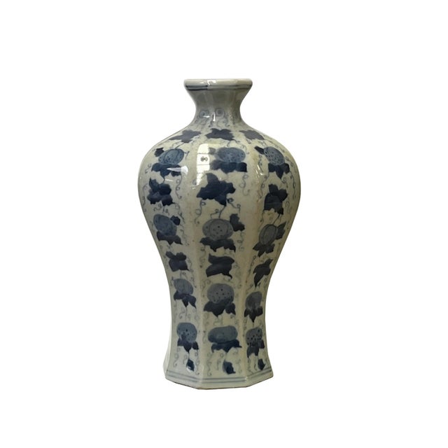 Chinese Blue White Porcelain Oriental Fruit Octagonal Shape Vase For Sale In San Francisco - Image 6 of 6