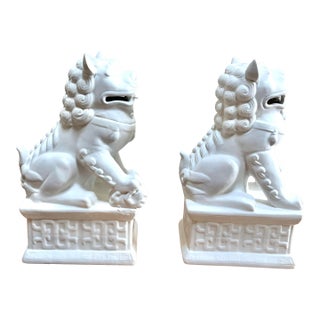 Chinoiserie 17” Tall Matt White Finish Ceramic Food Dog Pair For Sale