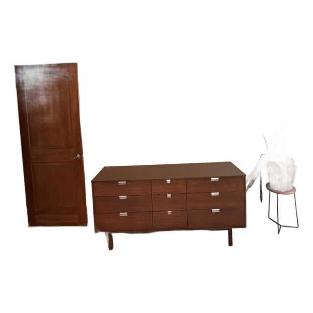 1960s Bassett Furniture Mid-Century Modern Walnut Nine-Drawer Lowboy Dresser For Sale