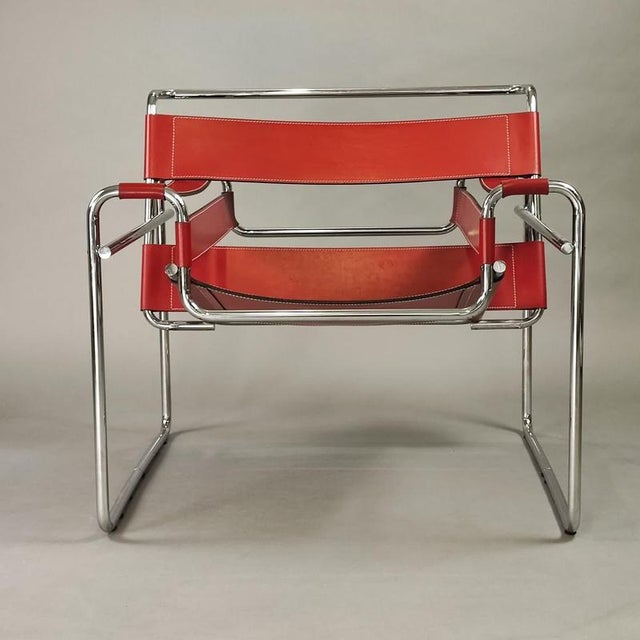 Wassilly chair by Marcel Breuer for Gavina in red leather, designed in the 1960s. Steel frame, excellent vintage...
