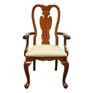 Universal Furniture Cherry Traditional Queen Anne Style Dining Arm Chair For Sale