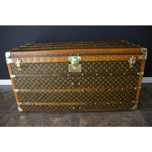Monogrammed Trunk from Louis Vuitton, 1920s For Sale - Image 14 of 18