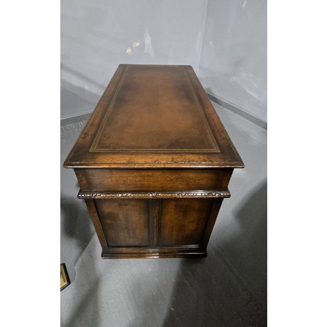 Brown Oak Pedestal Desk, 1920s For Sale - Image 8 of 11