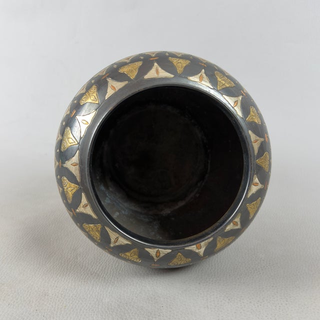 Oriental Vase with Engraved Brass and Gilded Silver For Sale - Image 5 of 11