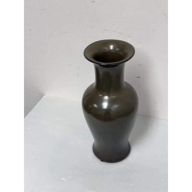 Traditional Martino Interiors Tea Dust Glazed Vase For Sale - Image 3 of 12