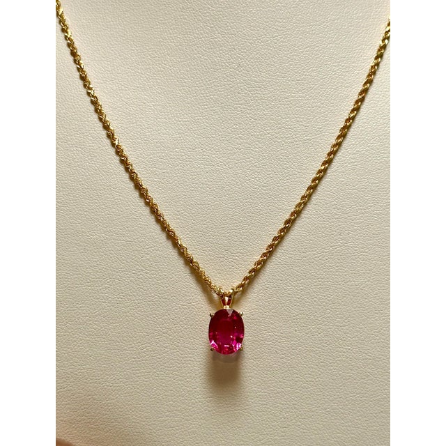 4 Carat Oval Cut Natural Pink Tourmaline 14 Karat Yellow Gold Necklace For Sale In New York - Image 6 of 18
