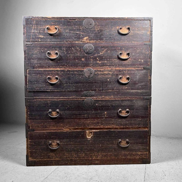 Mid-Century Modern Japanese Traditional Tansu Chests of Drawers, 1920s, Set of 2 For Sale - Image 3 of 16