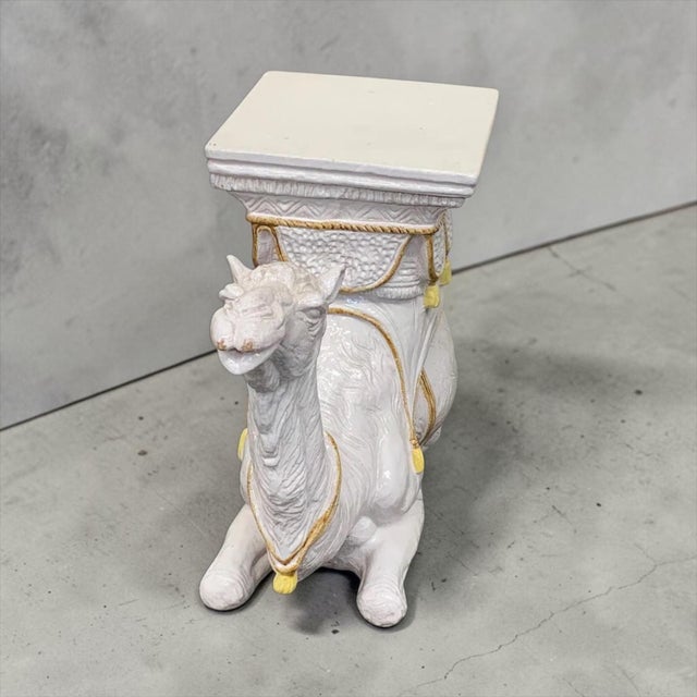 Mid 20th Century Large Scale Hollywood Regency Italian White & Yellow Tassel Terracotta Camel Side Table / Garden Seat For Sale - Image 5 of 7