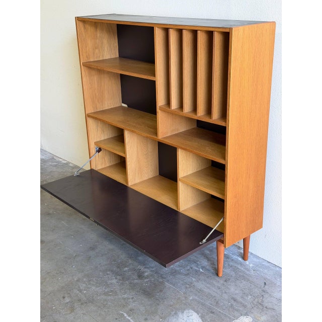 Mid Century Danish Modern Oak Secretary Bookcase by Domino Møbler – Vintage Scandinavian Storage Cabinet 1960s For Sale - Image 4 of 10