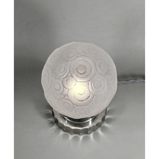 Metal 1930s Marius Sabino French Art Deco Table Lamp For Sale - Image 7 of 11