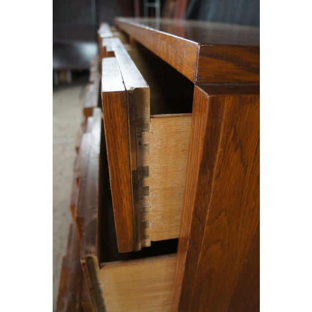 1970s Lane Staccato Mid Century Modern 9 Drawer Oak Brutalist Mirrored Dresser Lowboy For Sale - Image 11 of 13