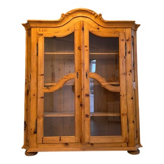 Swiss Pine Display Cabinet, 1960s For Sale