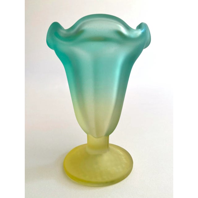 Glass Vintage Mid Century Modern Frosted Glass Multicolor Pastel Parfait Tulip Dessert Cups - Set of 4 For Sale - Image 7 of 13