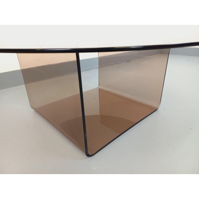 Vintage Round Coffee Table in Glass and Acrylic Glass, 1970s For Sale - Image 8 of 15