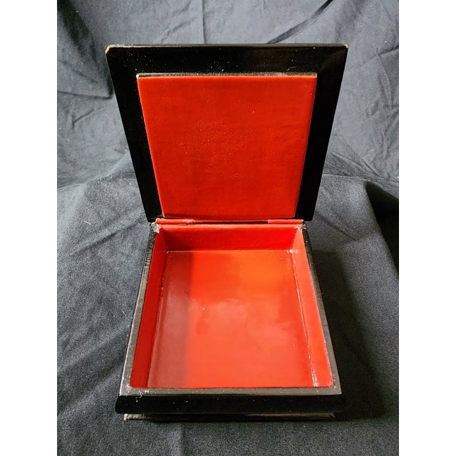 1960s Vintage Hand Painted Lacquerware Palekh Miniature Table Box With Receipt From Prior Sale in 1990s For Sale - Image 5 of 17