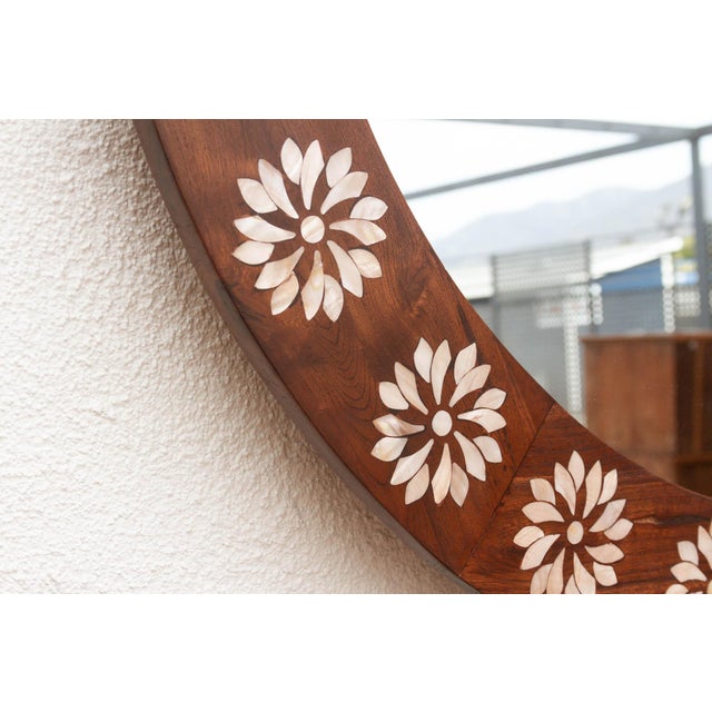 Large Brown Walnut Blossom Inlay Round Mirror For Sale In Los Angeles - Image 6 of 9