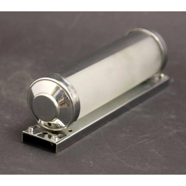 French Art Deco Chrome-Plated Wall Light with Movable Lampshade, 1930s For Sale - Image 4 of 9