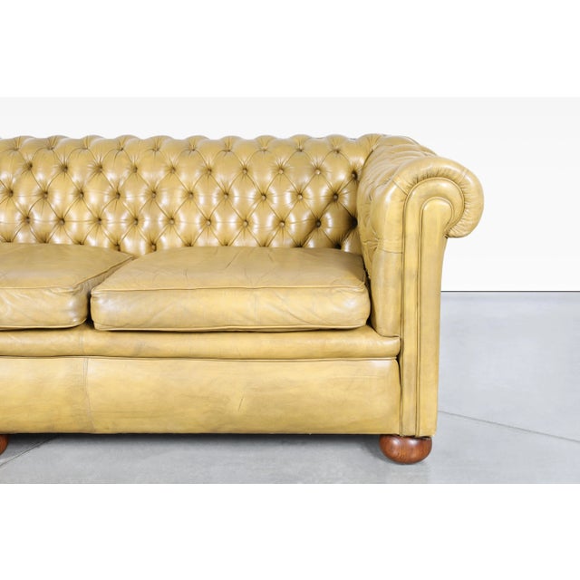 Tan Vintage English Chesterfield Sofa in Original Golden Tan Leather, 1950s For Sale - Image 8 of 9