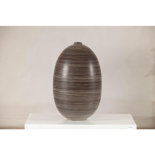 Large Artisan Ceramic Vase with Fine Linear Decoration in Brown and Cream For Sale - Image 10 of 16