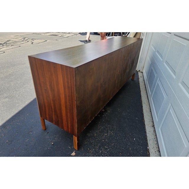 Edmond J. Spence Mid-Century Swedish Modern Edmond J. Spence Sculptural 8-Drawer Walnut Dresser For Sale - Image 4 of 4