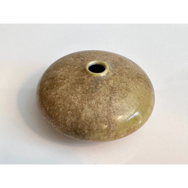 Flat-Shaped Studio Ceramic Art Vase in Stoneware with Zinc Crystal Glaze, 1960s For Sale - Image 9 of 18