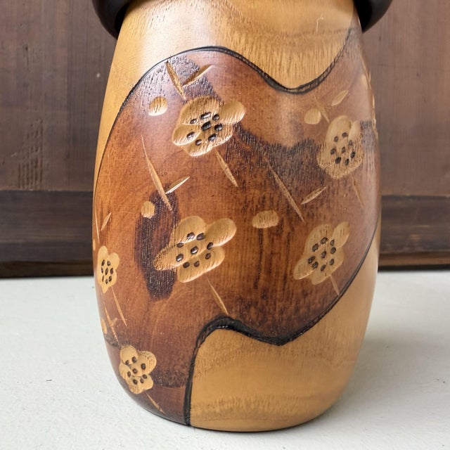 Contemporary Vintage Japanese Usaburo Kokeshi with Ume Blossoms, 1997 For Sale - Image 3 of 7
