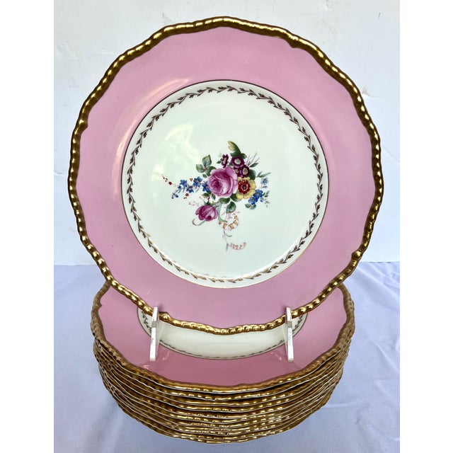 Royal Doulton Mid-20th Century Royal Doulton Pink & Gold Scalloped Dinner Plates - Set of 12 For Sale - Image 4 of 12