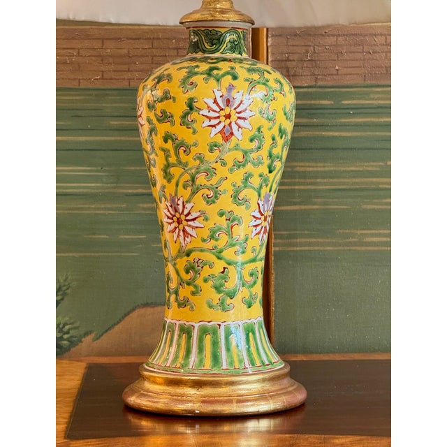 Chinese 18th Century Chinese Hand Painted Ceramic Vase Lamp With Water Gilt Base For Sale - Image 3 of 9
