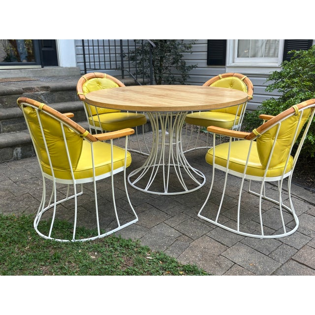Mid-Century Modern 1960s Max Stout Sculptural Wrought Iron Patio Dining Set – Round Table + 4 Hoop Chairs, Atomic Modern For Sale - Image 3 of 14