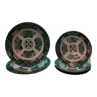 Green Fitzhugh Style Porcelain Plates Set With Gilt Rim - Set of Five For Sale