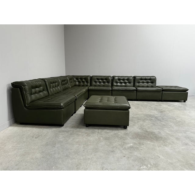 1970s Modular Sectional Sofa in Green Tufted Leather from de Sede, 1970s, Set of 9 For Sale - Image 5 of 15
