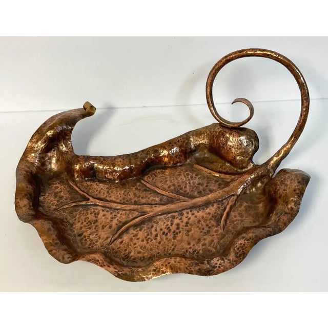 Austrian Secessionist Hand-Forged Copper Leaf Motif Bowl/Vide-Poche Austria, Circa 1920s Of good size, this hand forged...