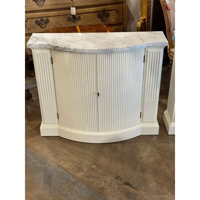 Traditional Pair of Vintage Italian White Painted Side Cabinets With Carrara Marble For Sale - Image 3 of 7