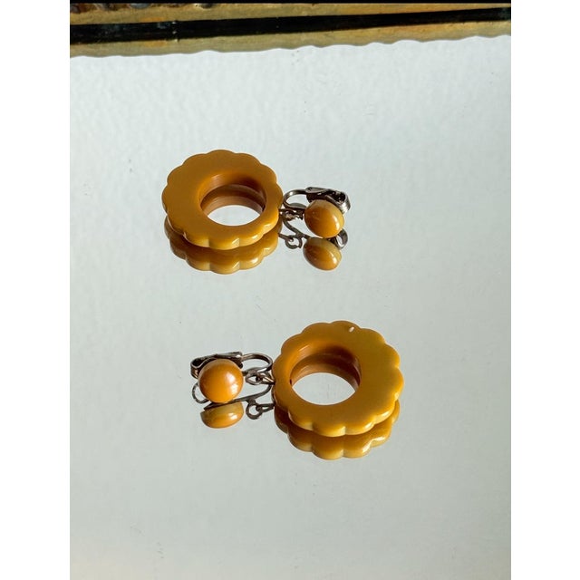 Plastic Vintage 1940s Mustard Yellow Bakelite Dangle Earrings With Scalloped Edge, A Pair For Sale - Image 7 of 13