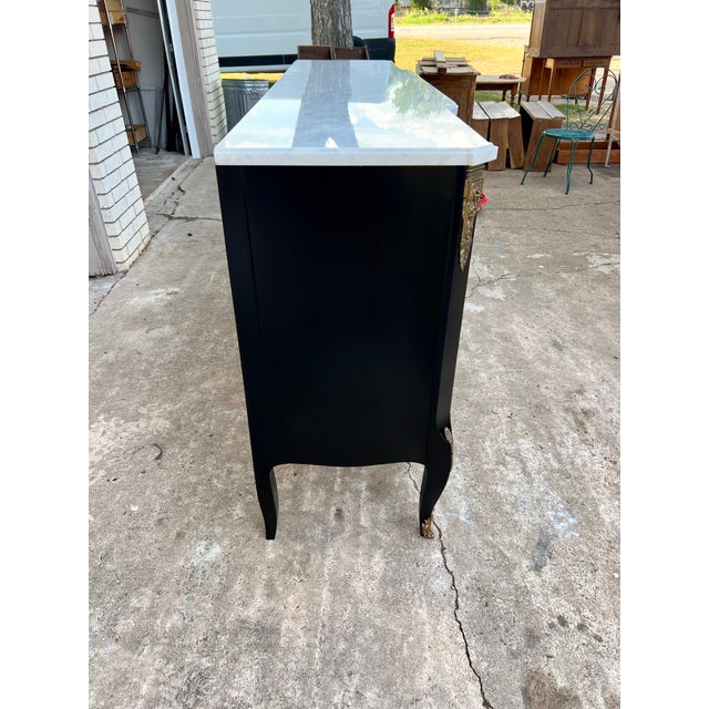 French French 19th Century Louis XV Carrara Marble Top Mahogany Sideboard For Sale - Image 3 of 12