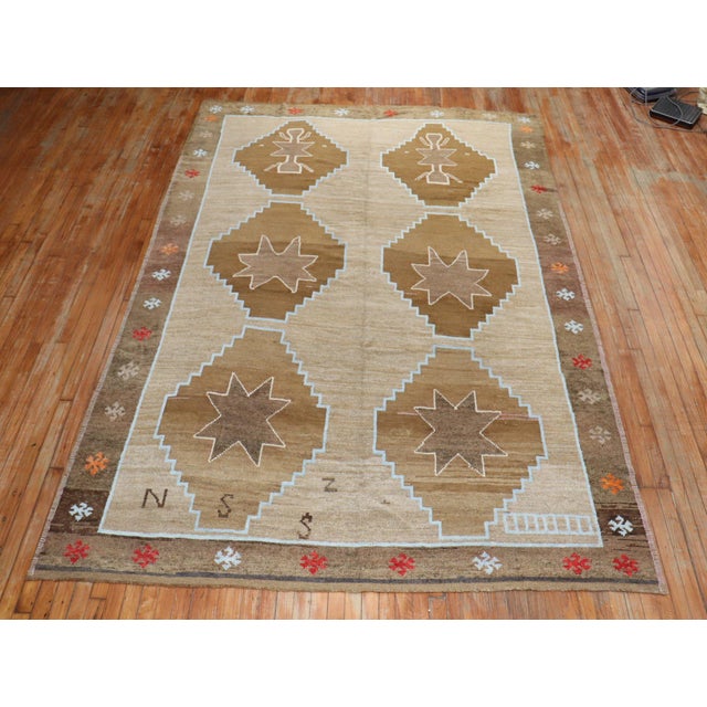 Mid 20th Century Masculine Turkish Room Size Camel Ground Rug - 7'4" x 11'8" For Sale In New York - Image 6 of 6