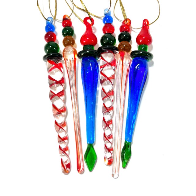 Vintage Hand Blown Glass Icicle Christmas Ornaments – Multicolor Swirl – Set of 6 For Sale In Louisville - Image 6 of 9